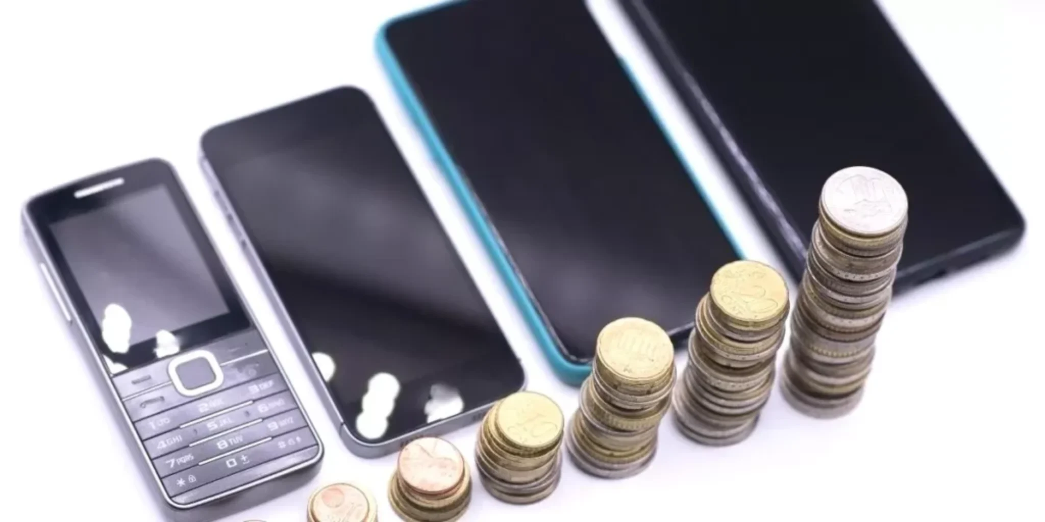 The Evolution of Smartphones: A Decade in Review The Evolution of Smartphones: A Decade in Review